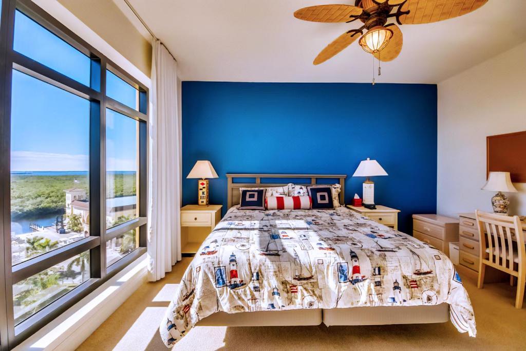 Vista Del Mar At Cape Harbour Marina, 10Th Floor Luxury Condo, King Bed, Views! Cape Coral Exterior photo