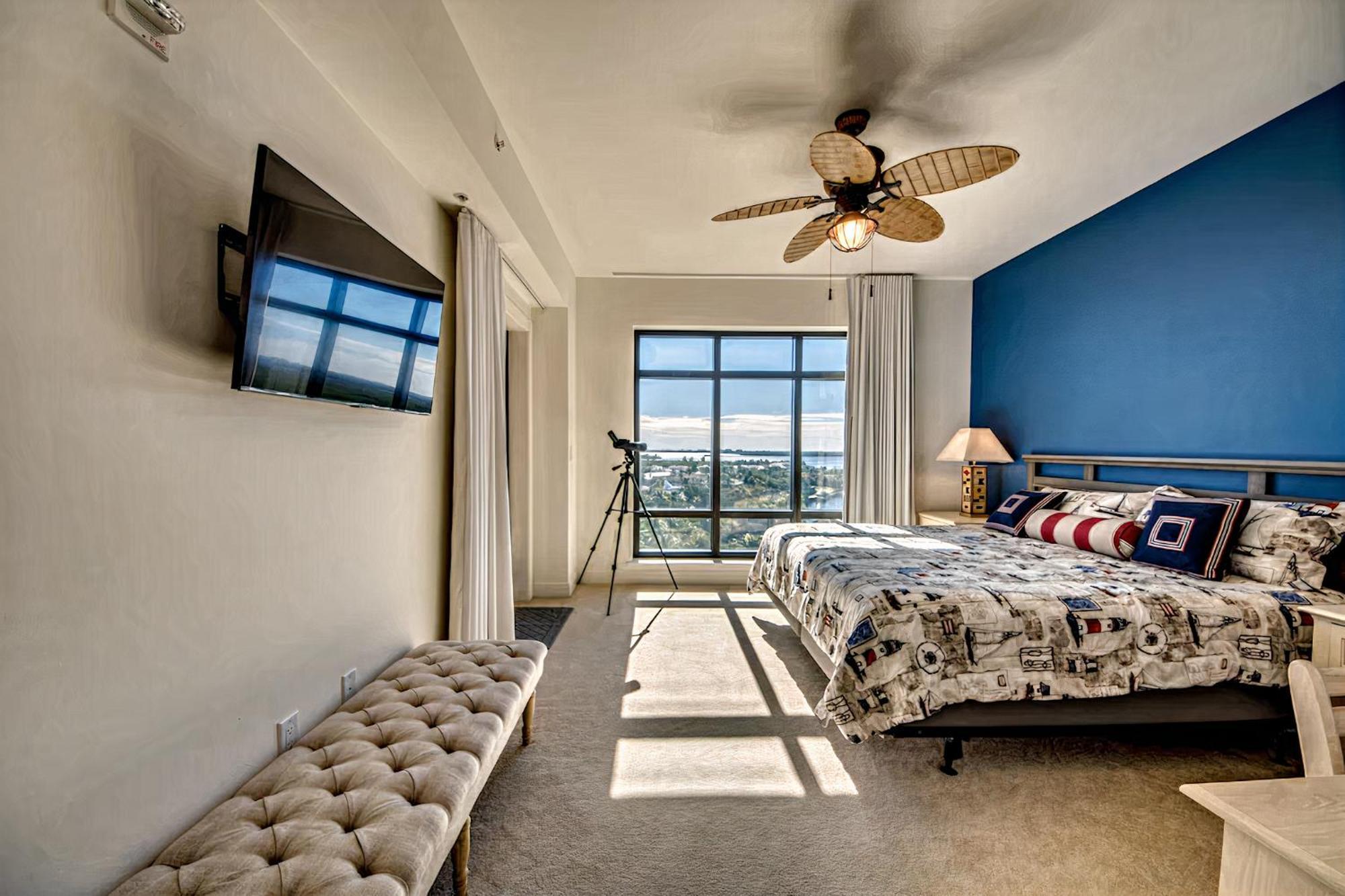 Vista Del Mar At Cape Harbour Marina, 10Th Floor Luxury Condo, King Bed, Views! Cape Coral Exterior photo